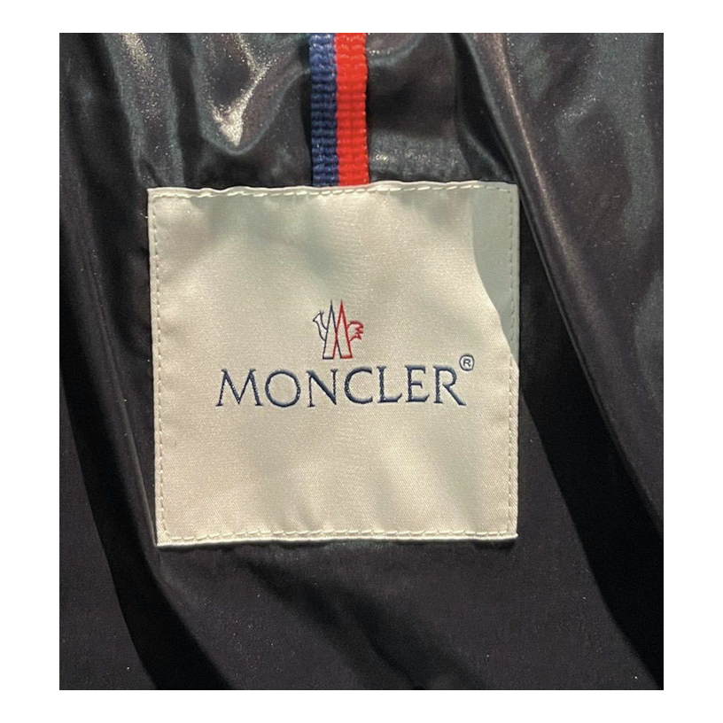 Moncler Bady Hooded Puffer Jacket | Premium Down | Iconic Silhouette