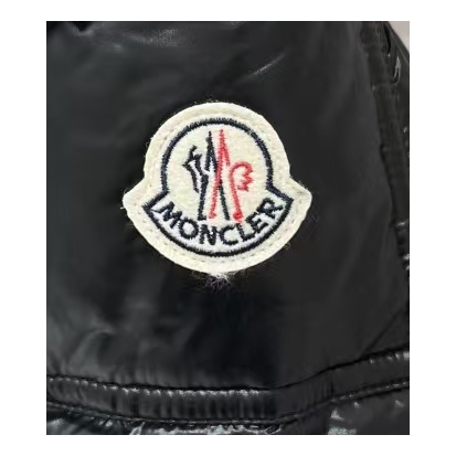Moncler Narrow-Quilt Fur-Trim Hooded Long Puffer Coat | Black | Premium Down
