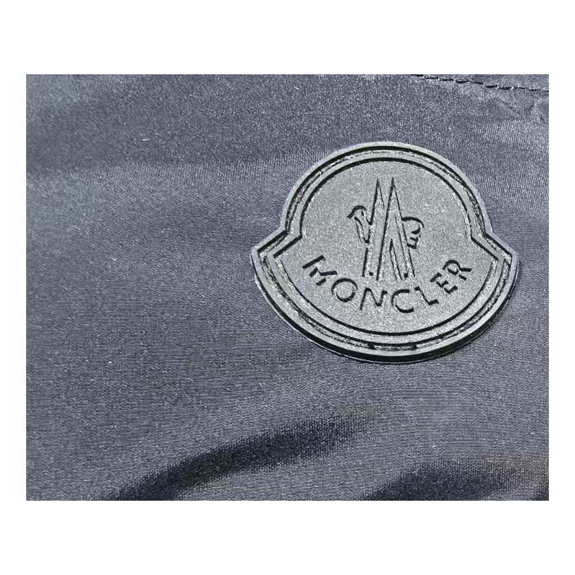 Moncler Madeira Hooded Puffer Jacket | Premium Down