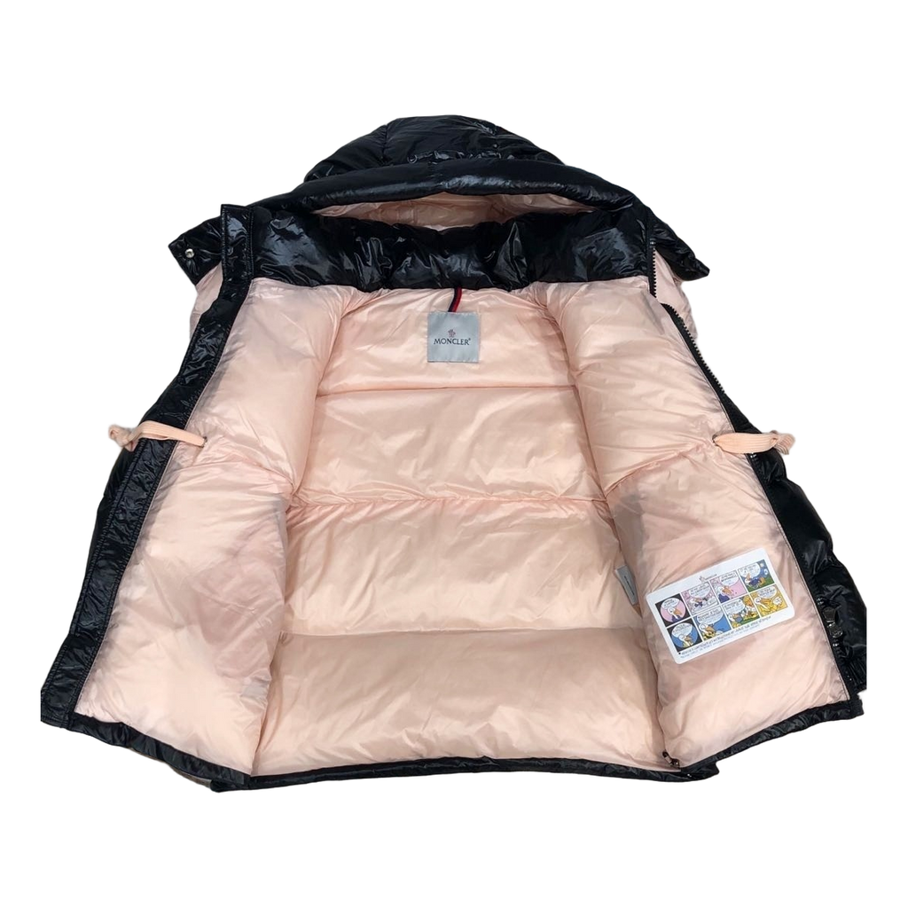 Moncler Mountain-Badge Glossy Short Puffer Jacket | Black | Premium Down